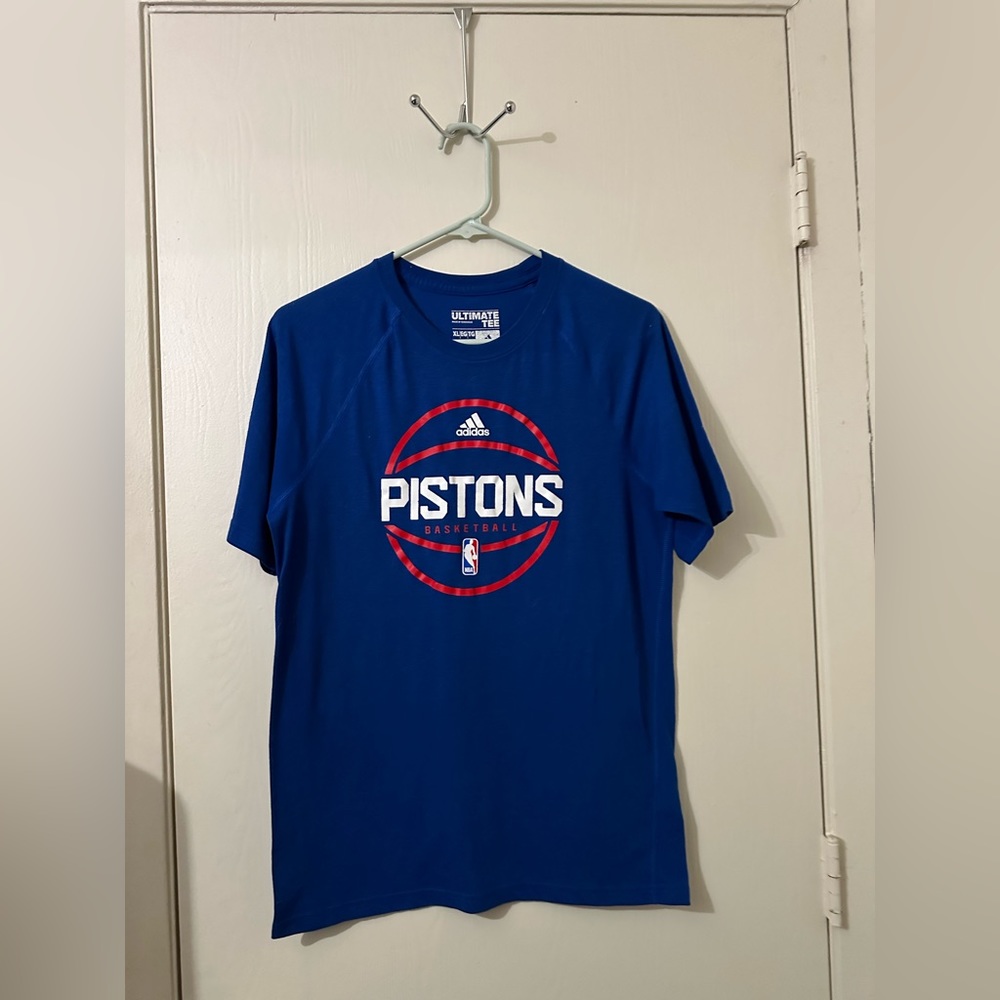 Detroit Pistons Shirt XL Pre owned